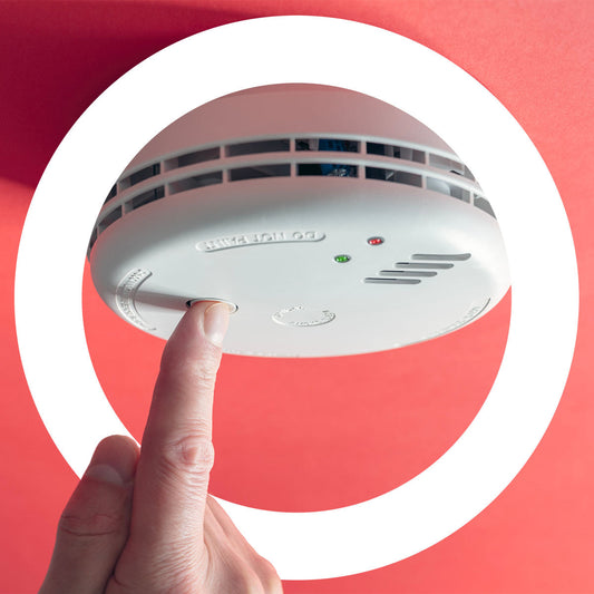 Vaping and Smoke Alarms: Everything UK Vapers Need to Know